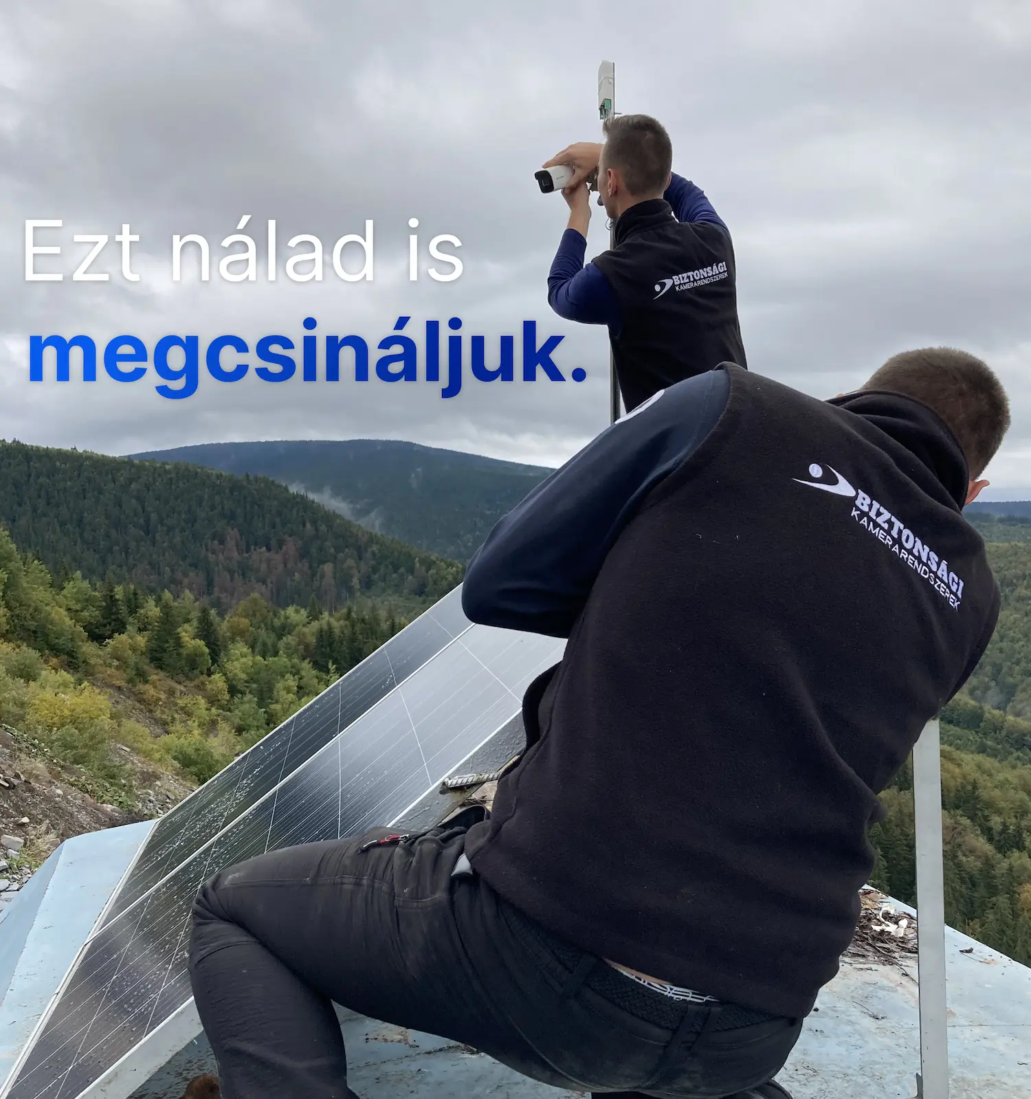 Netter System csapat kameraszerelés közben